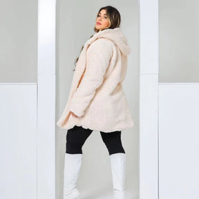 Casaco Pelúcia Duplo Charme Plus Size